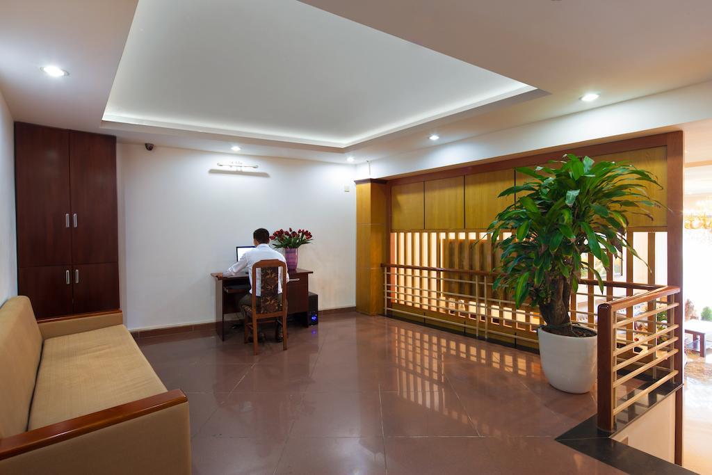 Aontel Grand Hotel Hanoi Buitenkant foto