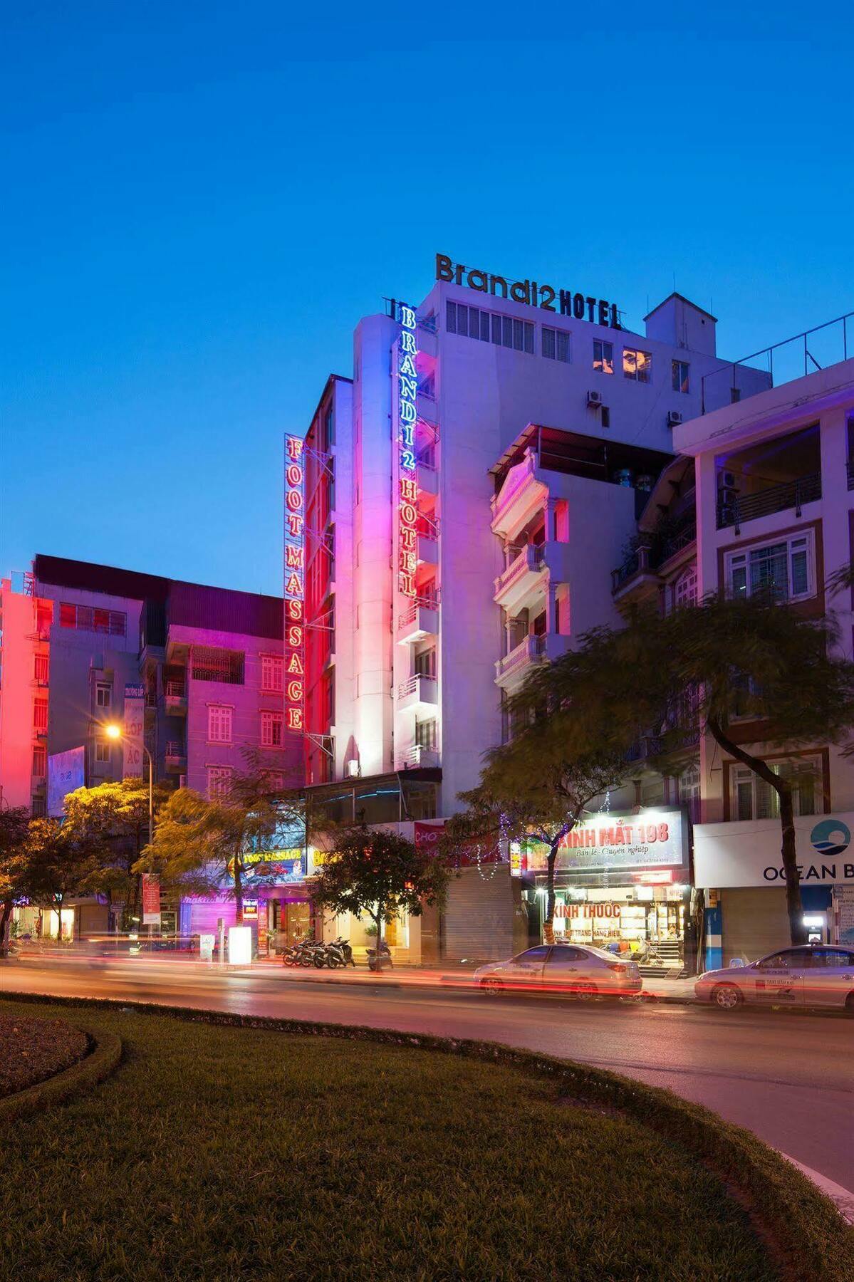 Aontel Grand Hotel Hanoi Buitenkant foto