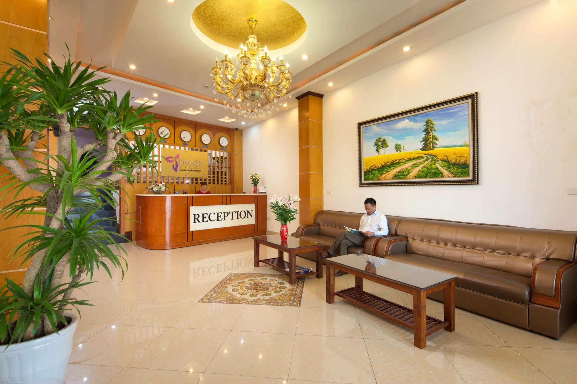Aontel Grand Hotel Hanoi Buitenkant foto